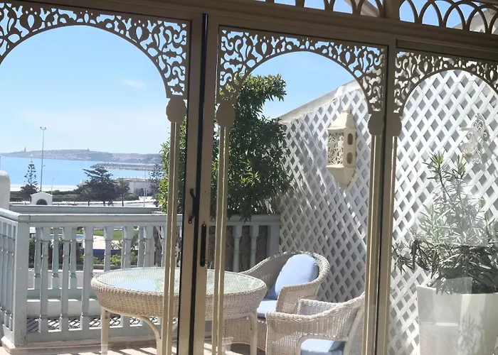 Appartement Saphir Dans La Medina Avec Vue Mer Et Terrasse